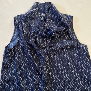 Jones New York polka dot top; size S; in new like condition.